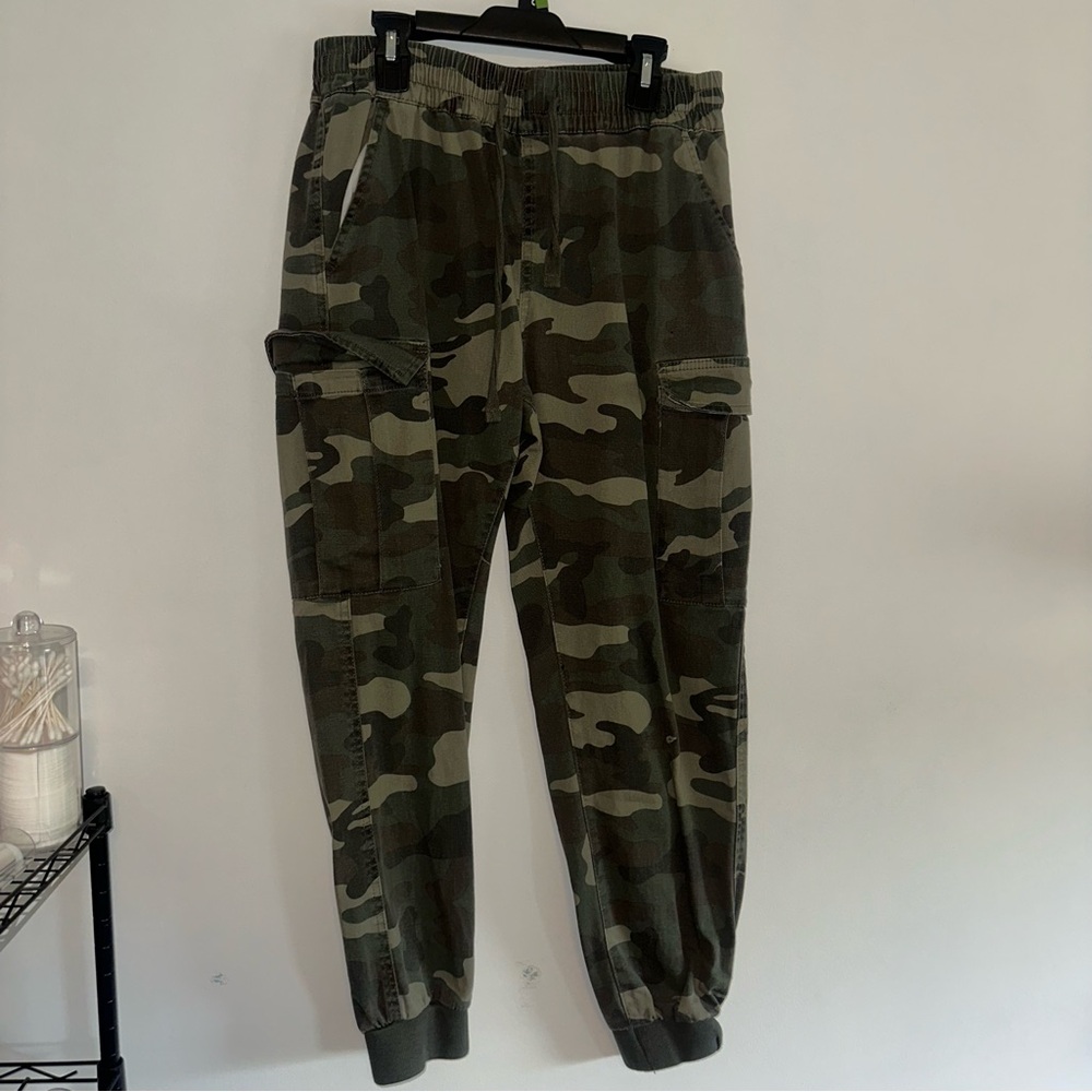 Streetwear Society Green Camouflage Cargo Pants
